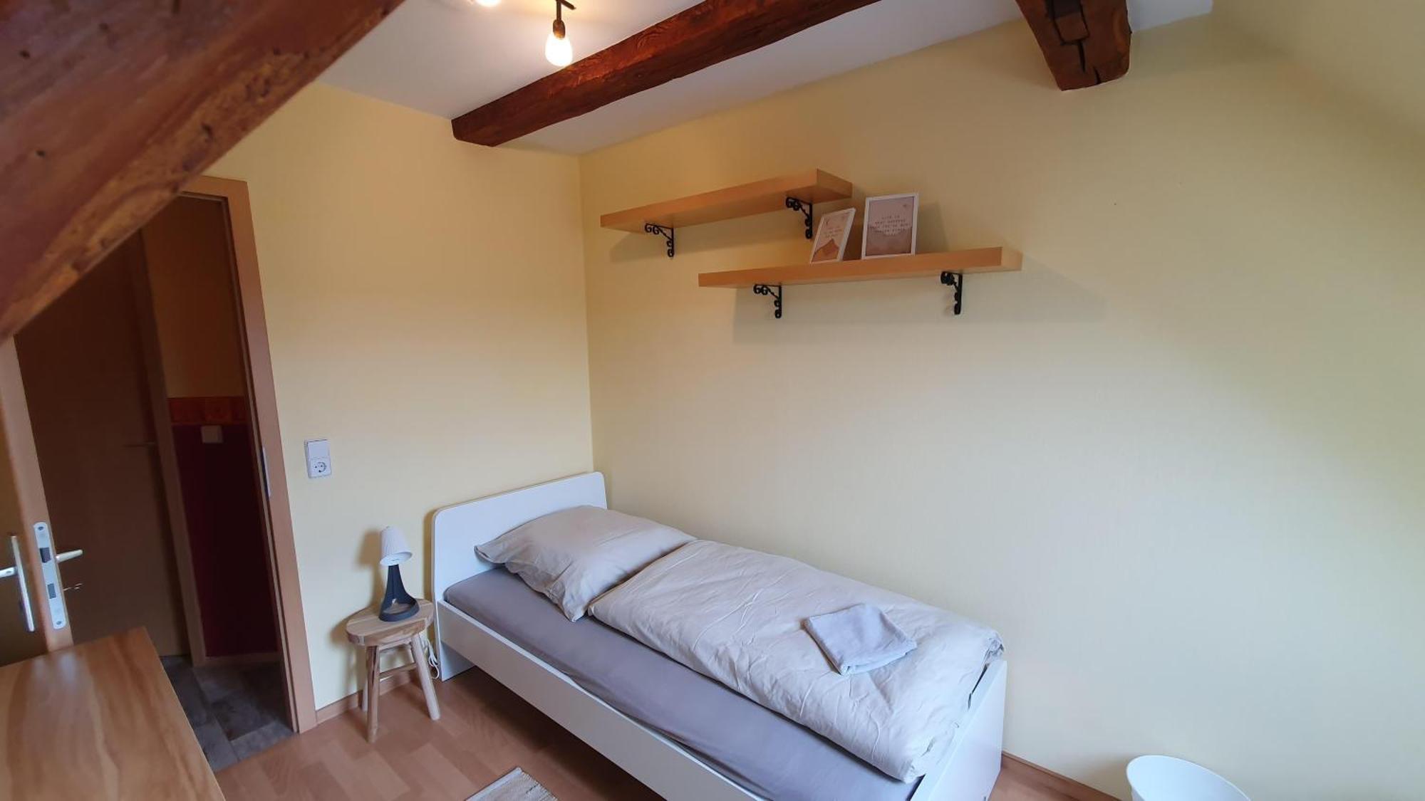 Ferienwohnung Im Gutshof Direkt Gegenueber Dem Schloss, Rhododendronpark Mit Terrasse Und Wlan Kromlau Exterior foto