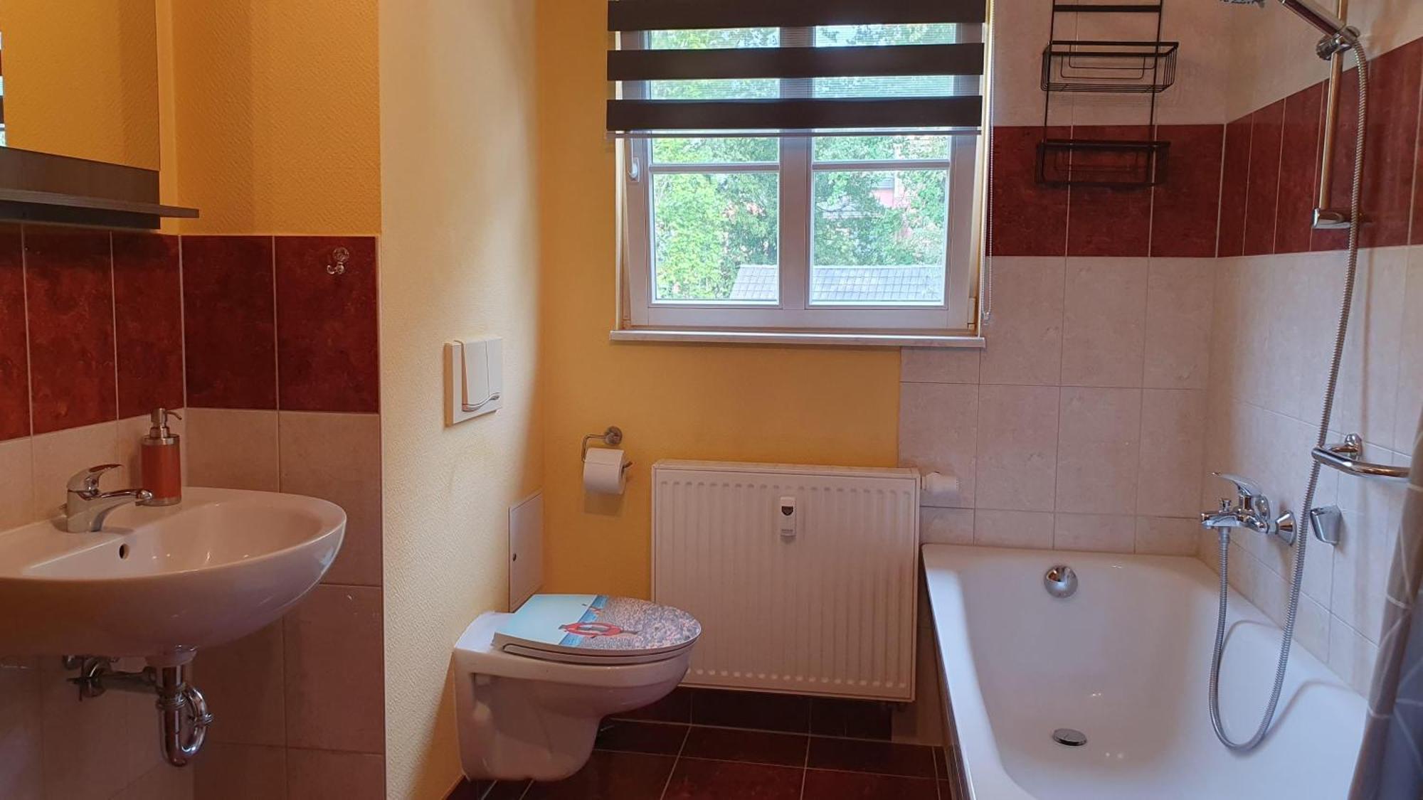 Ferienwohnung Im Gutshof Direkt Gegenueber Dem Schloss, Rhododendronpark Mit Terrasse Und Wlan Kromlau Exterior foto